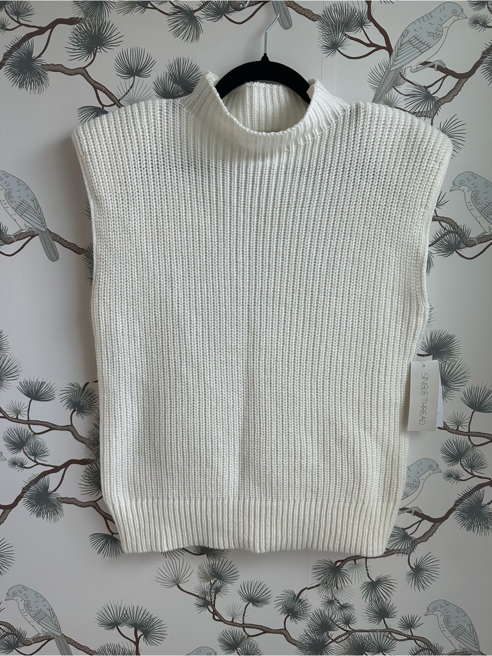 Single Thread Mock Neck Sweater Vest Ivory Knit Sleeveless NWT Medium